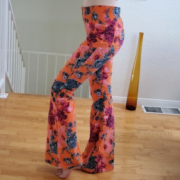 Free People Printed Pull On Cords Flare Pant - Picture 4 of 8